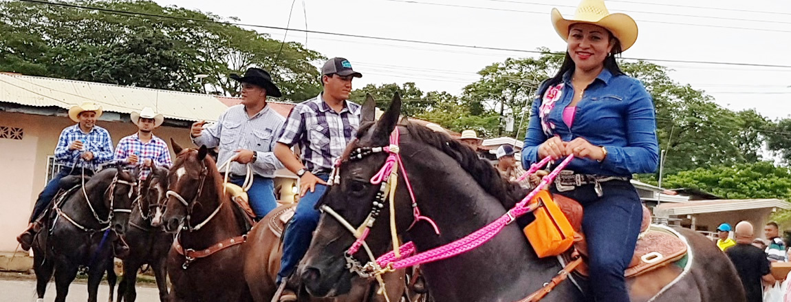 Cabalgata Semana del Campesino en la Villa de Los Santos - Panam